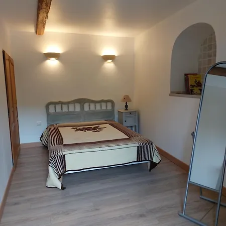 Maison Autour De La Foret Hébergement de vacances *